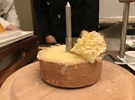 “テット・ド・モワンヌ”　というチーズです。専用のジロールという機械を使って削ります　箱根ハイランドホテルでご用意してます