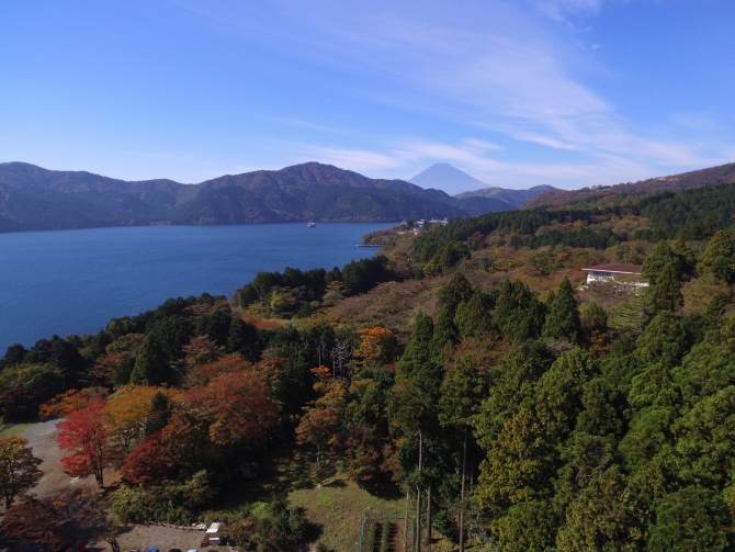 「富士山の雪化粧が消えてしまいました。」