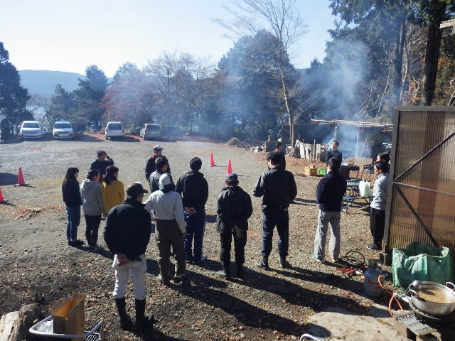 「作業後は、恒例の」