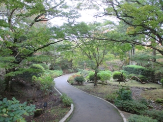 「紅葉の小路」