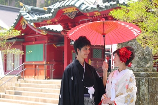 箱根神社にて執り行う神前式が人気